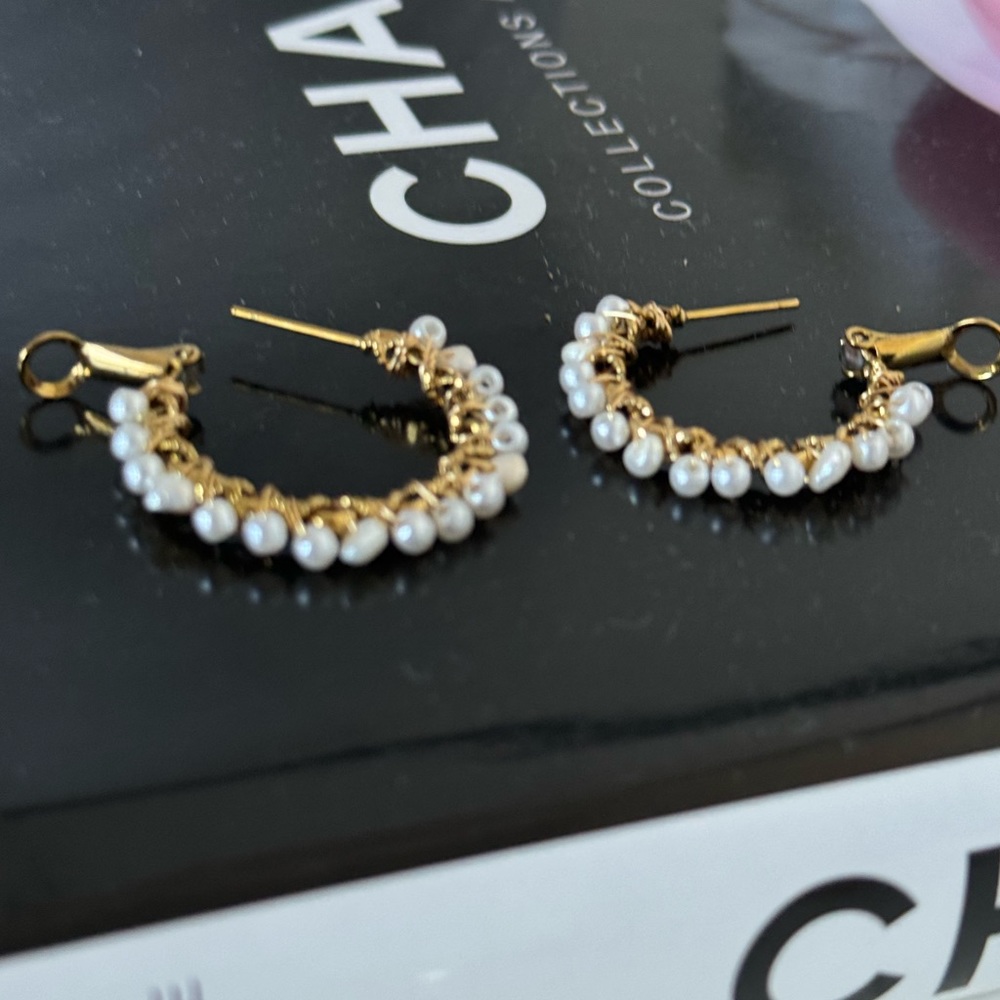 Pearl earrings